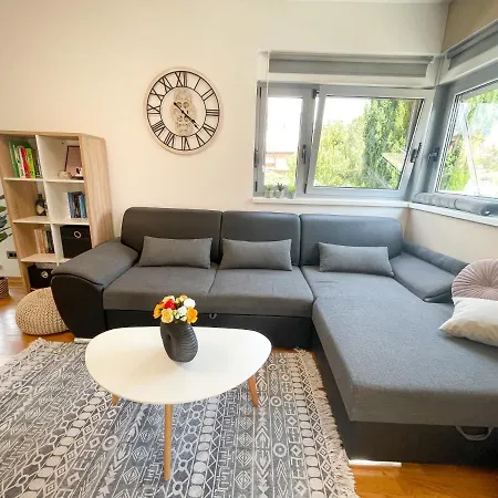 Wats Apartment